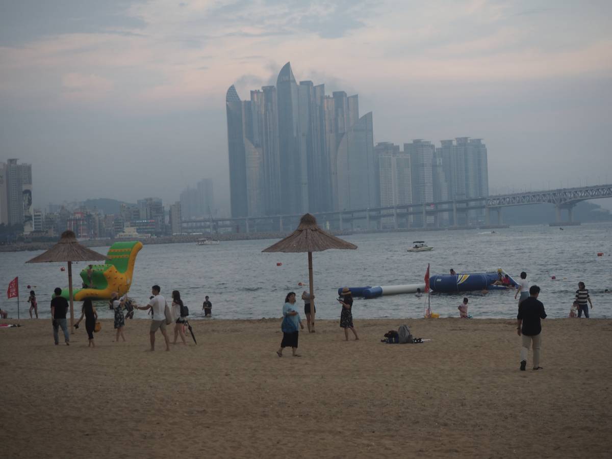 Gwangalli Beach 광안리 해수욕장