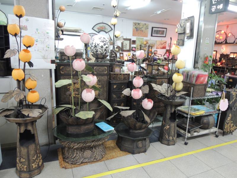 Cheongpung Myeongwol 청풍명월 한지공예