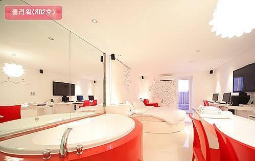 Hotel Pop 호텔 팝