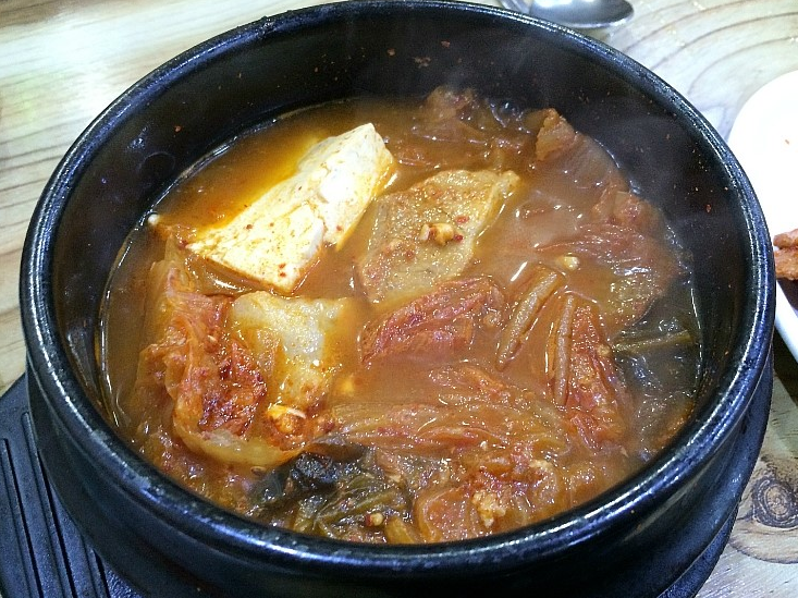 Hyeondae Meat Restaurant 현대정육식당