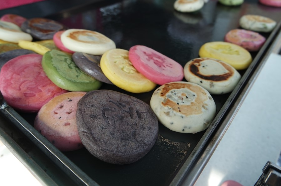 Hwagaejangteo Market 화개장터