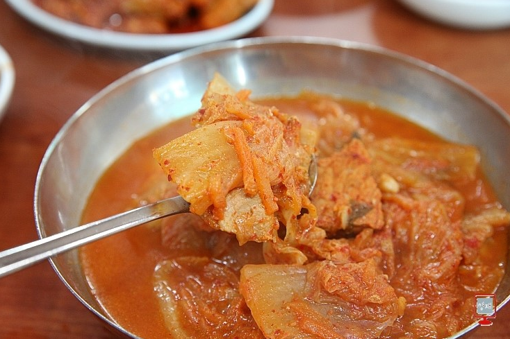 Guldari Restaurant 굴다리식당