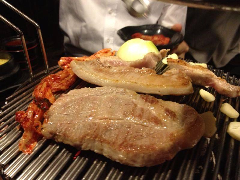 Hwagi Ae-ae (화기애애)