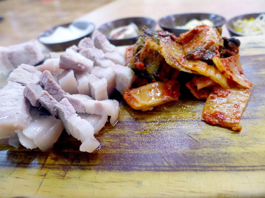 Cheonjitgol Restaurant 천짓골 식당