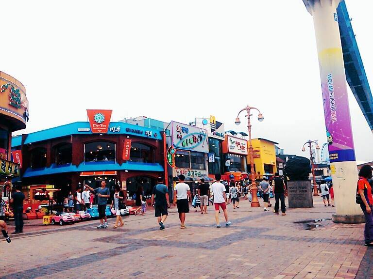 Wolmi Cultural Street 월미도 문화의 거리