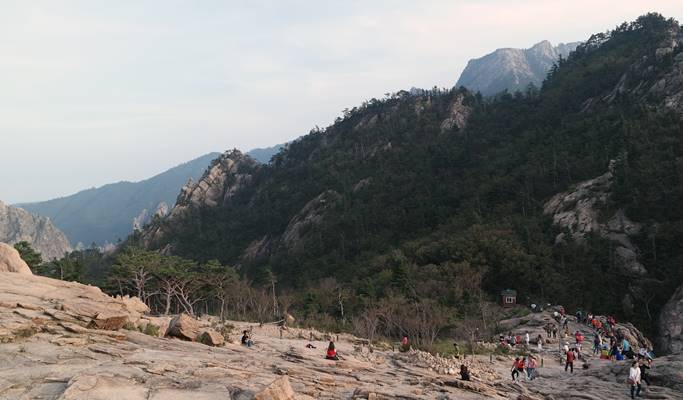 Gwongeumseong Fortress 권금성