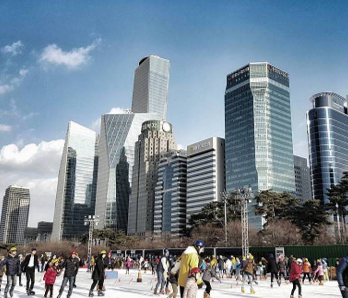 Yeouido Hangang Park Ice Skating Rink 한강시민공원 여의도스케이트장